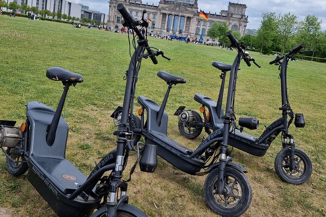 3-H E-scooter Sightseeing Tours in Berlin - Checkpoint Charlie: Cold War History Without the Museum Fatigue