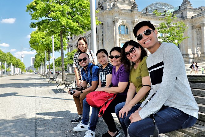 5hours: Guide, Chauffeur & Photographer in Berlin private Tour - Charlottenburg Palace and Olympiastadion: the side routes that feel worth it