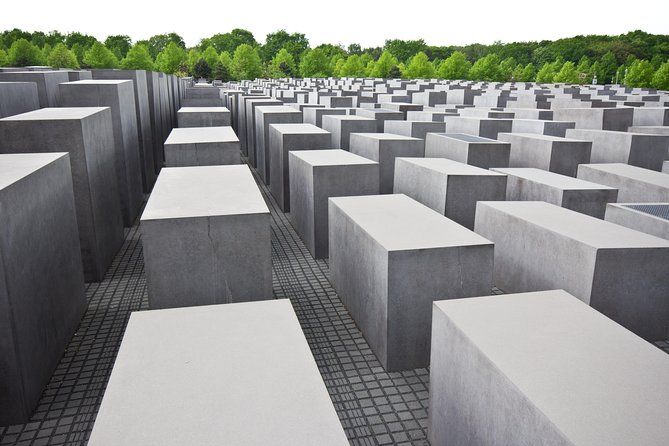 All-in-One Berlin Highlights on Foot: Private Walking Tour - Entering Berlin Through Its Most Important Landmarks