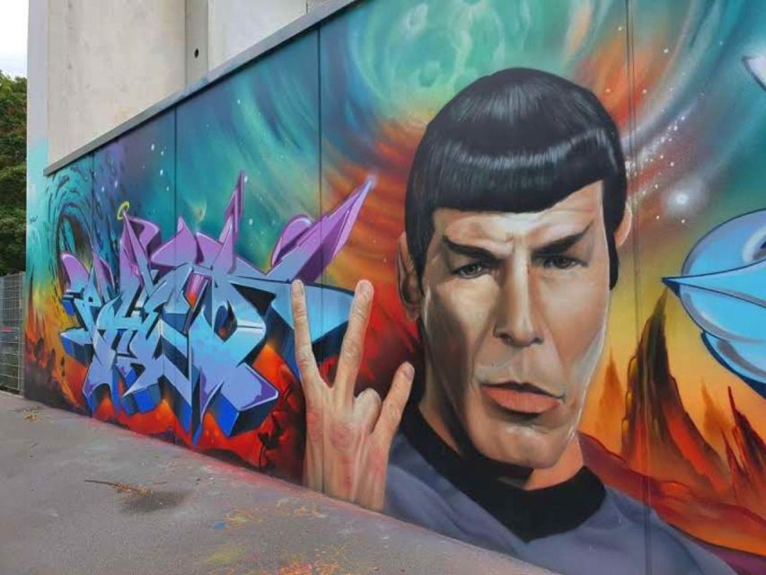 Alternative Berlin / Street art tour - Private group - Music history on the street: punk, hip hop, jazz, metal, electronic