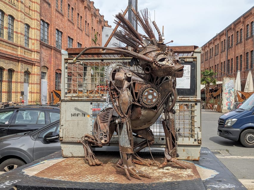 Alternative Berlin / Street art tour - Private group - Private group logistics and value: $176 per group up to 20