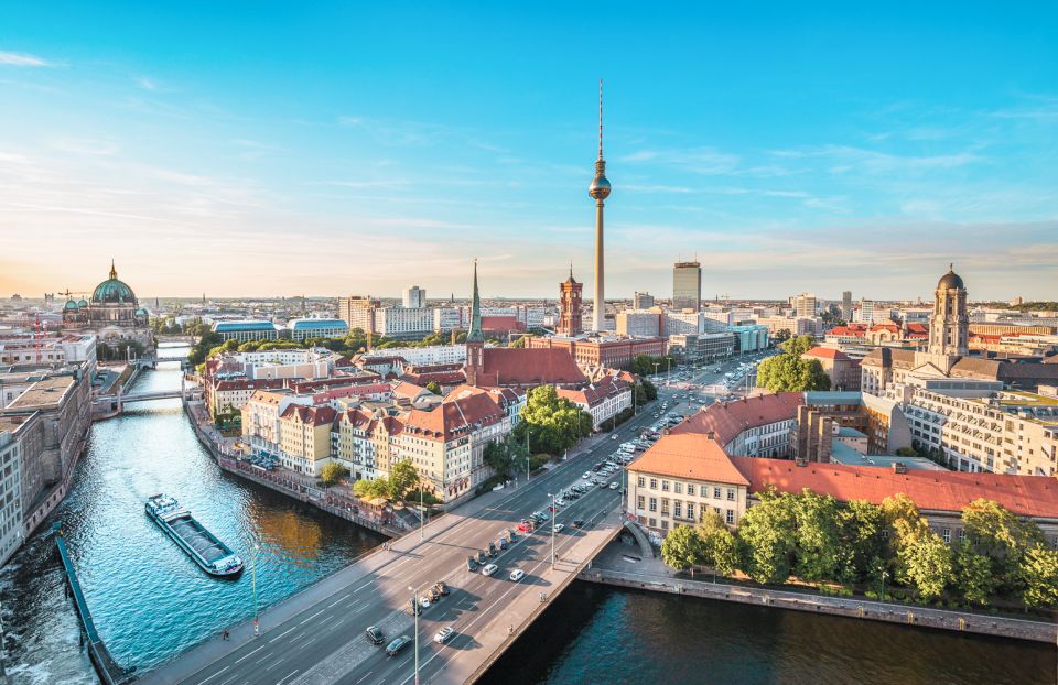 Berlin: 1-Hour Guided Tour of the Historic Center - Key Points Worth Noting Before You Go