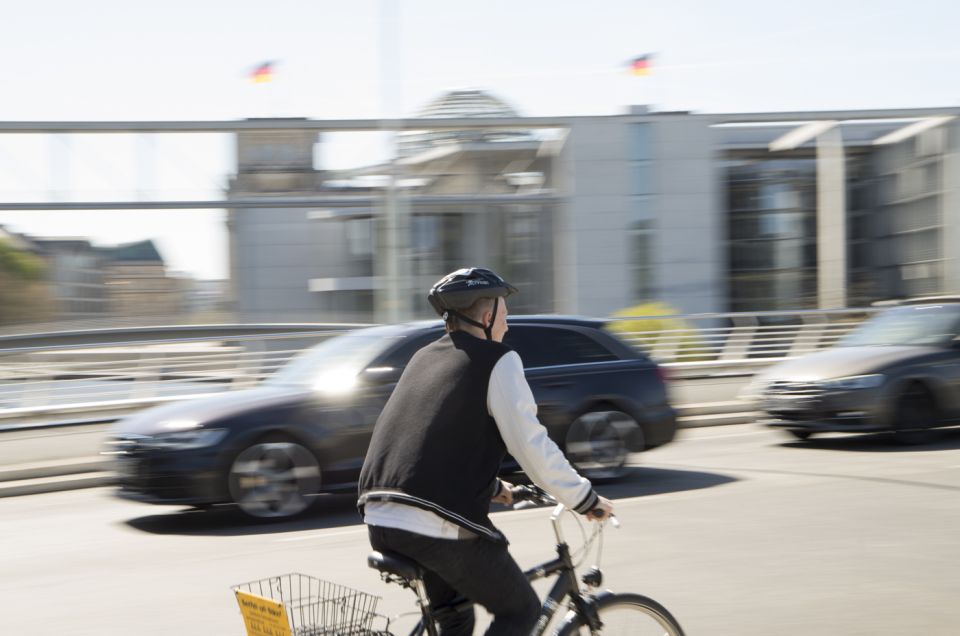 Berlin: 48-Hour or 72-Hour Bike Rental - Kulturbrauerei Pickup: Starting in Prenzlauer Berg, not the outskirts