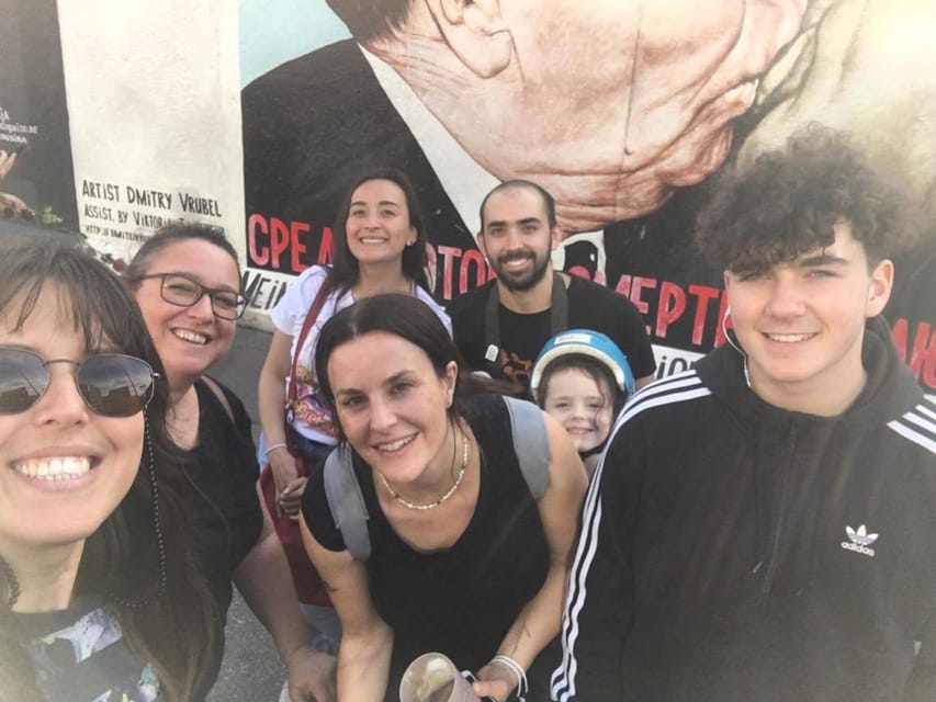 Berlin: Alternative Street Art Tour - Neukölln: community projects you can feel in the streets
