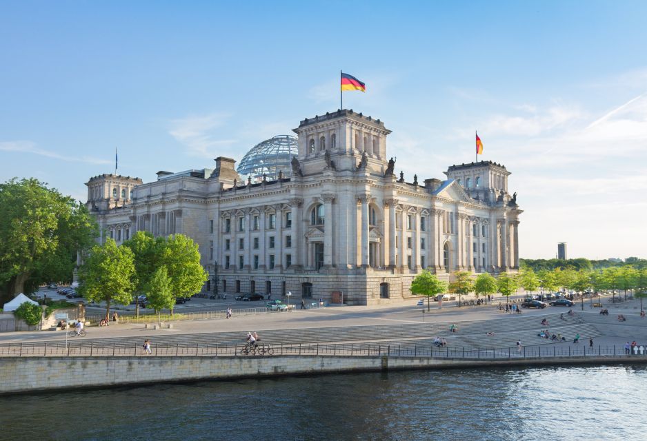 Berlin and Hamburg: Shore Excursion Tour Package - Where the 10% discount and $437 price really land