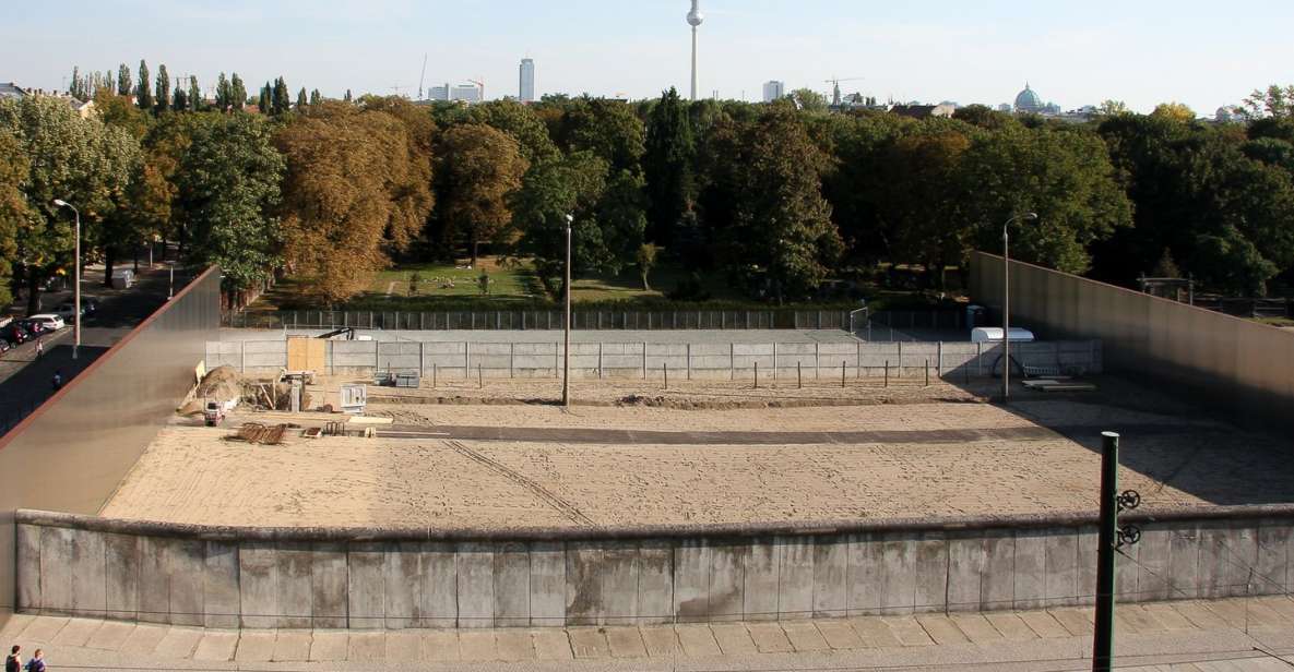 Berlin: Berlin Wall and the Cold War Walking Tour - Everyday life in the GDR: the stories behind the fear