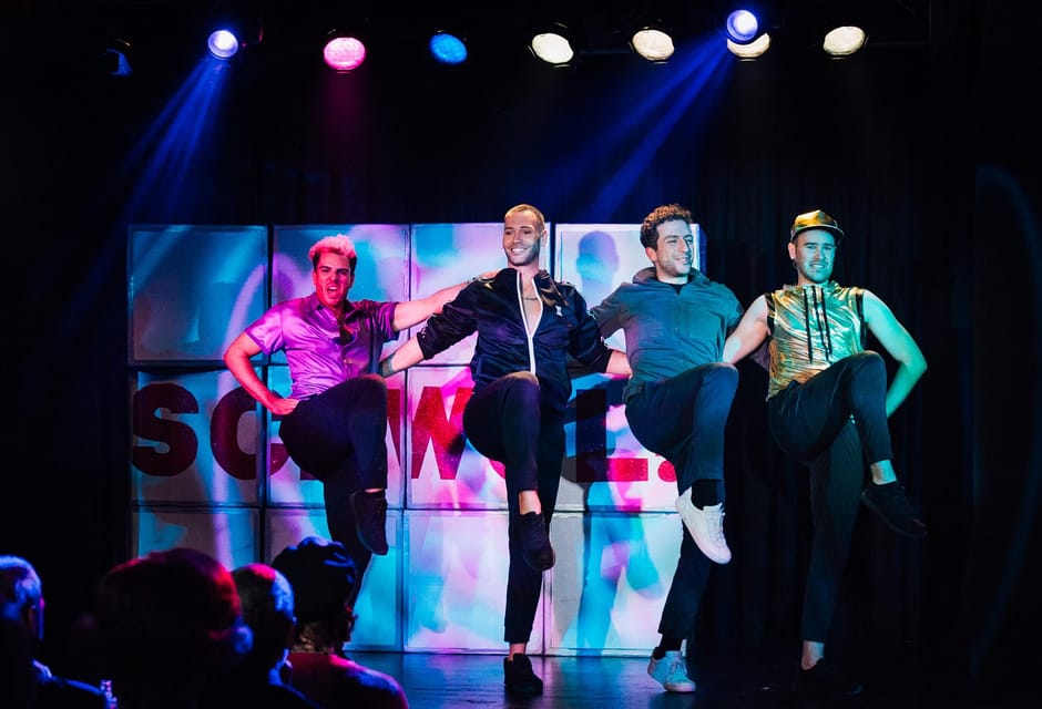 Berlin: BKA Theater "Operetta for two gay tenors" - Timing it right: plan for a smooth 2.5-hour outing