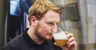 Berlin: BRLO BRWHOUSE Tour and Craft Beer Tasting - The 1.5-Hour Flow: Brewing Story, Then 5 Beers With Snacks