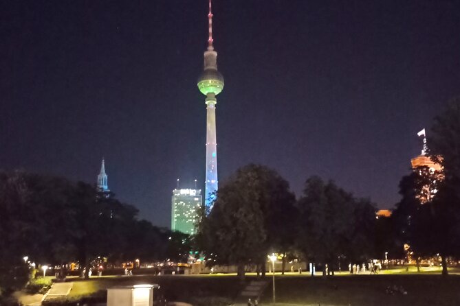 Berlin By Night by Private Minivan Highlights and Taylor made - Checkpoint Charlie and Topography of Terror: seeing the Wall story close-up