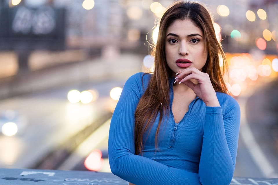 Berlin by Night: Private Photoshoot at Illuminated Cityscape - The photographer’s approach: calm, guided, and good with real requests