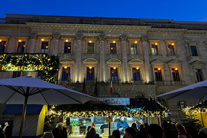 Berlin Christmas Markets Walking Tour - Brandenburg Gate to Bebelplatz: the season meets Berlin’s memory