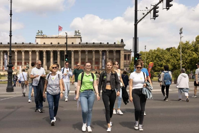 Berlin: City tour - Best of Berlin - Potsdamer Platz and the Wall remains: where Berlin starts making sense