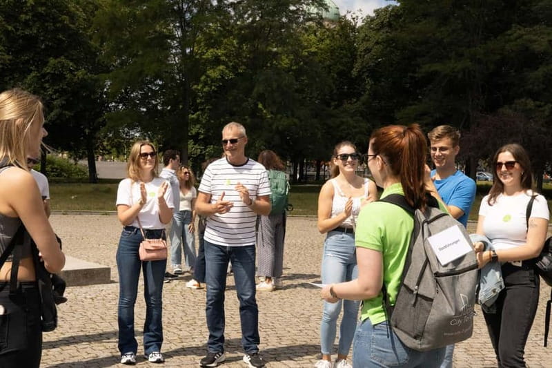 Berlin: City tour - Best of Berlin - Gendarmenmarkt and Museum Island: where the photos start teaching