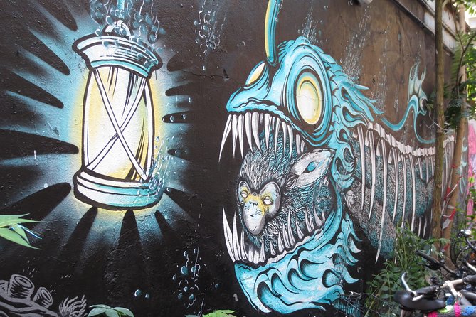 Berlin City Walking Tour of Scheunenviertel and Hackesche Höfe in Berlin Mitte - A Jewish-focused Berlin Mitte walk you can finish in one evening