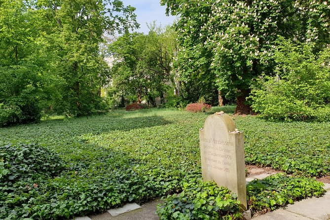 Berlin during Nazism - Tour in Italian - Otto Weidt’s workshop: the Schindler of Berlin angle, with substance
