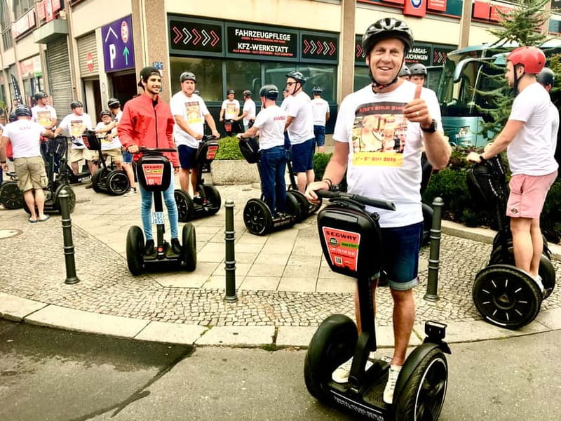 Berlin: East Meets West Segway tour Adventure - Tiergarten Break: A Quiet Pause Mid-Tour