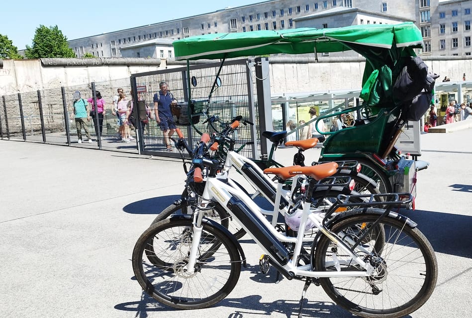 Berlin (E)Bike Tour Historical Highlights in Small groups - Stop 4: May 10, 1933 Nazi book burning memorial
