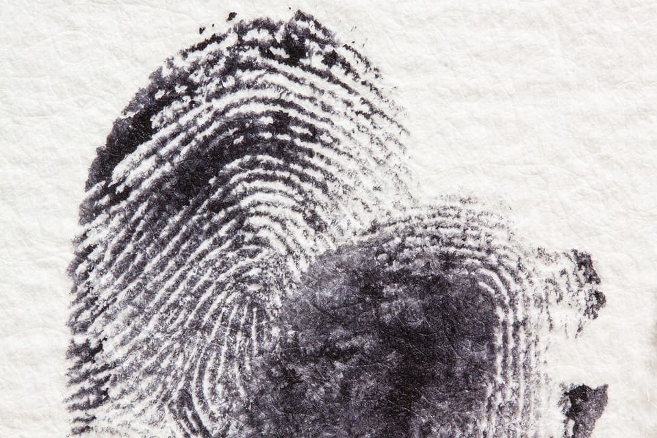 Berlin Friedrichshain: Outdoor Crime Mystery Tour - What to bring (and what to skip) for this outdoor Berlin game