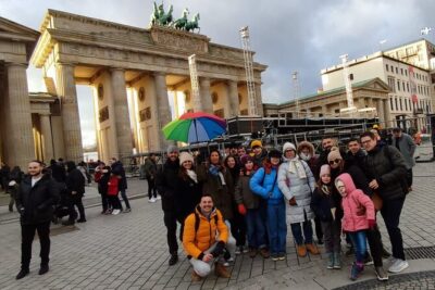BERLIN FULL in 3.5h (Guide + Headphones) - Meeting at Azem Bistro and ending by Pariser Platz