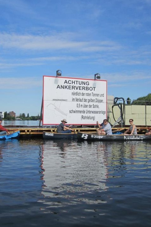 Berlin: guided canoe | kayaktour - Meeting at Funkhaus Berlin: the real trick is finding the boat station