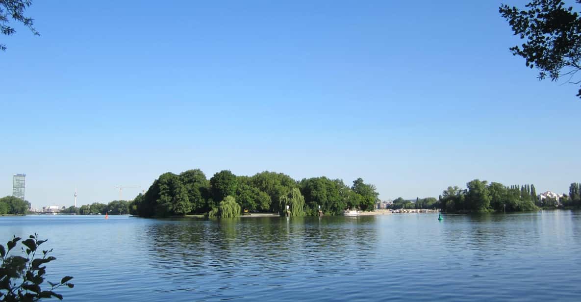 Berlin: guided canoe | kayaktour - Two hours on the Spree: what happens before you start paddling