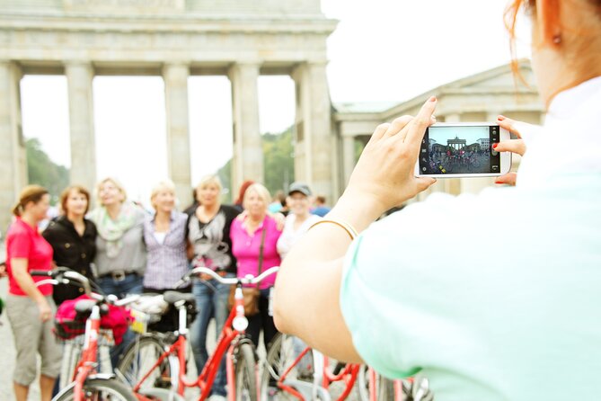 Berlin: Guided Private Bike Tour to Explore the Highlights - Berlin by bike in 3 hours: what you’re really buying