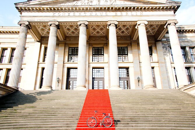 Berlin: Guided Private Bike Tour to Explore the Highlights - Stop-by-stop: what to look for at each landmark