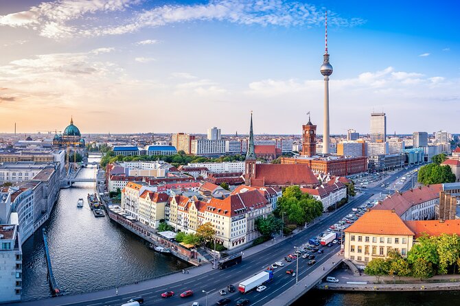 Berlin Highlights Self guided scavenger hunt and Walking Tour - Price and value: $17.38 per group (up to 3)