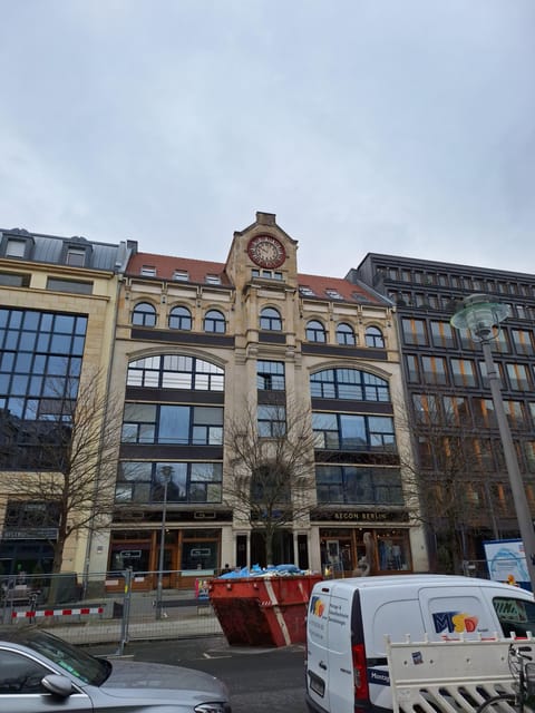 Berlin: Historic Jewish walking tour through the city center - Stop-by-stop: how Hausvogteiplatz, Werderscher Markt, and Jägerstraße each do their job
