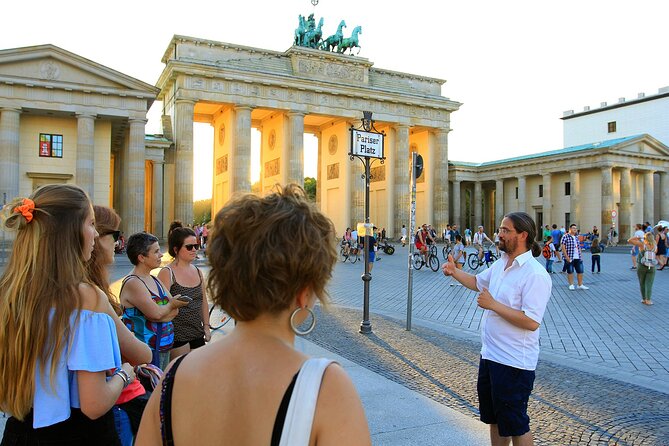 Berlin History Walking Tour with a French-Speaking Guide - Fuhrerbunker and the last days of Hitler: when the tour gets heavy