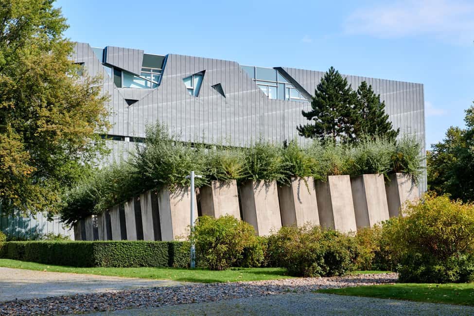 Berlin: Jewish Museum Highlights Tour - Middle Ages to the present: what to watch for on your walk
