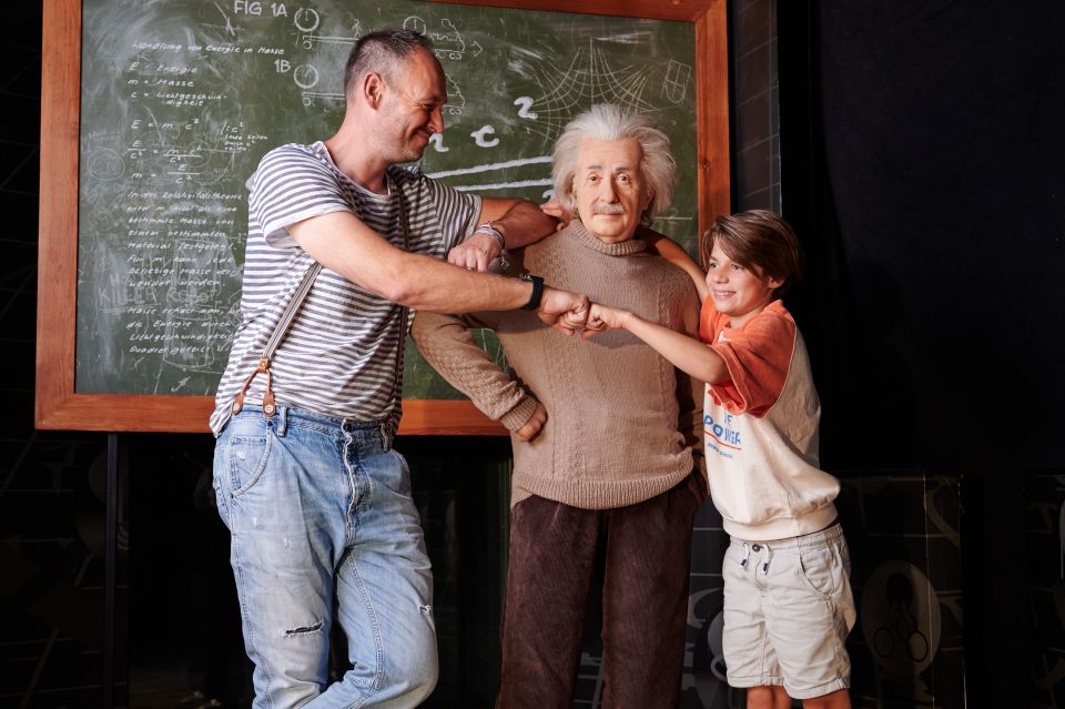Berlin: LEGOLAND Discovery Centre and Madame Tussauds Ticket - Don’t Miss the 4D Film and the Two Indoor Rides