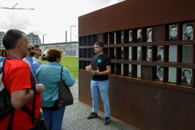 Berlin: Muro,Guerra Fría y Museo de la Stasi - Walking the Berlin Wall Remains and the Death Strip