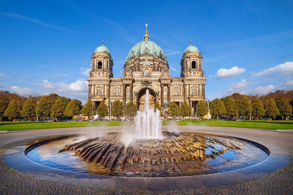 Berlin: Museum Island Guided Walking Tour - The historical harbor and ship lock: Berlin’s maritime side