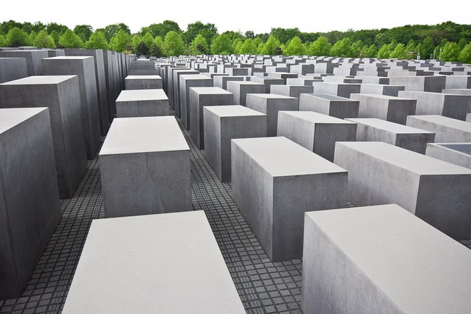 Berlin on Your Own - Deluxe Round Trip from Warnemünde Port - The Pickup Back to the Ship: Comfort Return With a Deadline