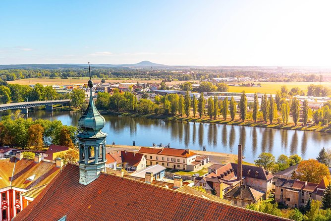 Berlin-Prague One-Way Sightseeing Day Tour - Who This Tour Fits Best (and Who Should Skip It)