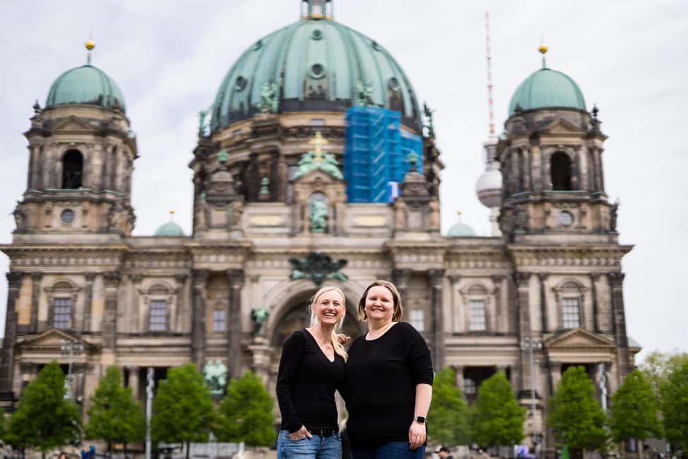 Berlin: Private Photo Session with Professional Photographer - Should you book this private Berlin photo session?