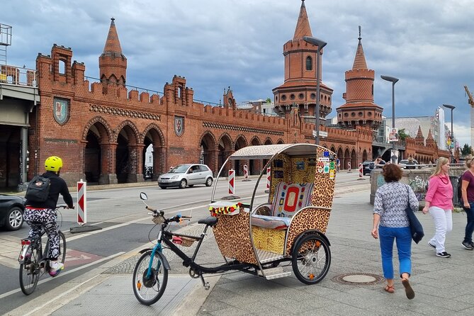 Berlin Rickshaw Tours Historical & Photo City Tour 120min - Sightseeing - Holocaust Memorial and the GDR-era markers: the stops where you slow down