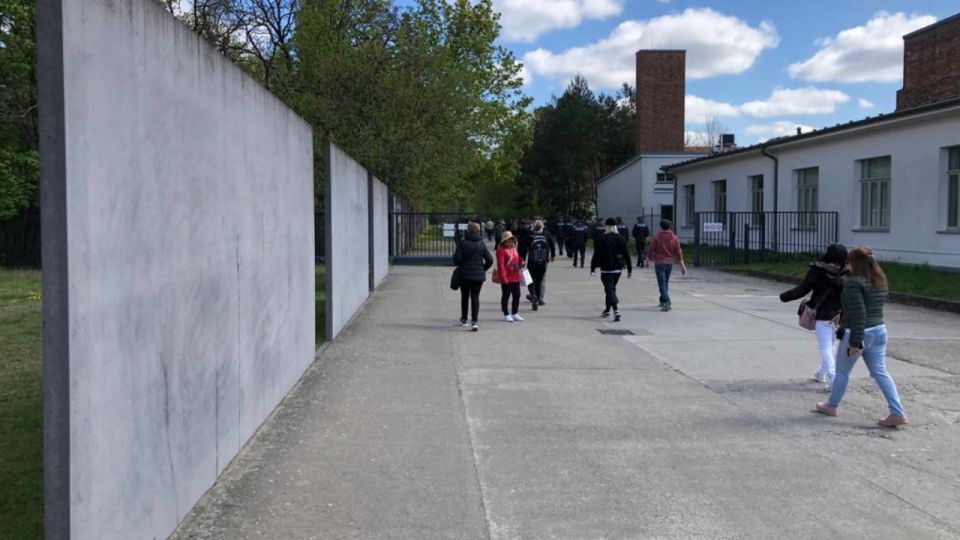 Berlin: Sachsenhausen Concentration Camp Guided Tour - The Main Entrance, Tower A, and That Chilling First Impression