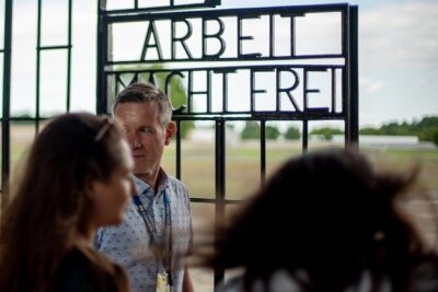 Berlin: Sachsenhausen Concentration Camp Tour in English - Meeting Outside Friedrichstraße With Yellow Umbrellas