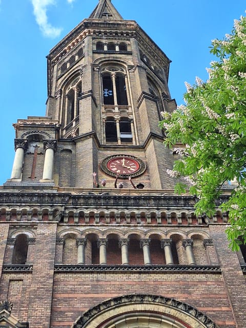 Berlin: Secrets of Berlin Bike Tour - Hackescher Markt and Hackescher Höfe: courtyards that change how you walk