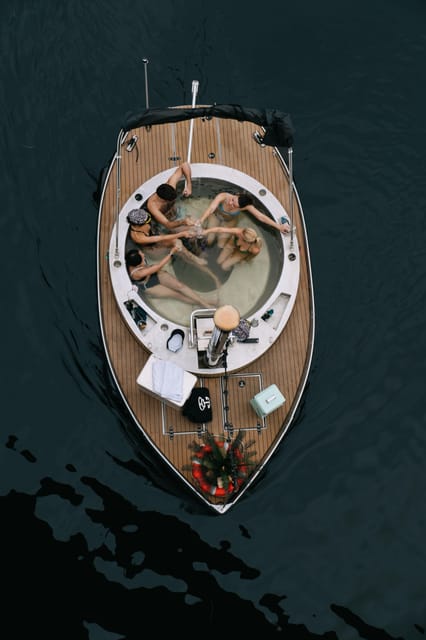 Berlin: Self-drive hot tub boat experience - A hot tub cruise is still Berlin, just from the water