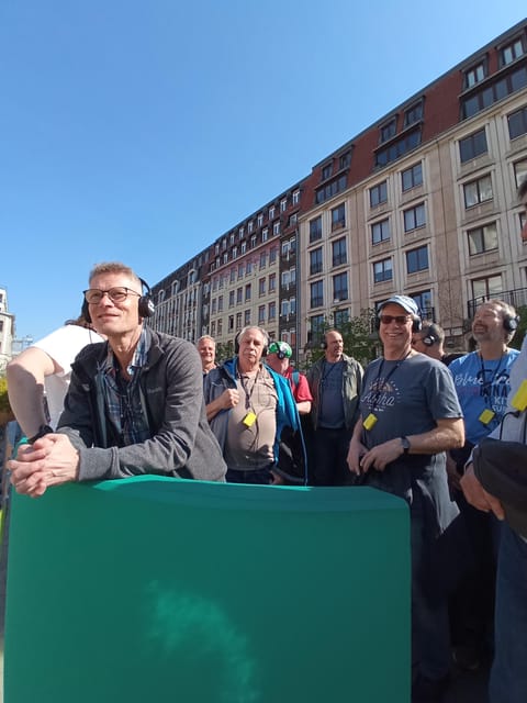 Berlin Sightseeing Musical-Historical Walking Tour - Starting at Alte Nationalgalerie: get oriented before the audio kicks in