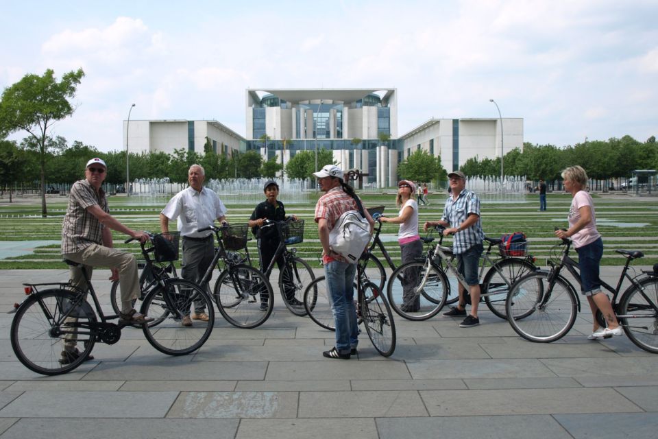 Berlin: Small Group Bike Tour Through City Center - Why this Berlin bike tour is such a smart city-center choice