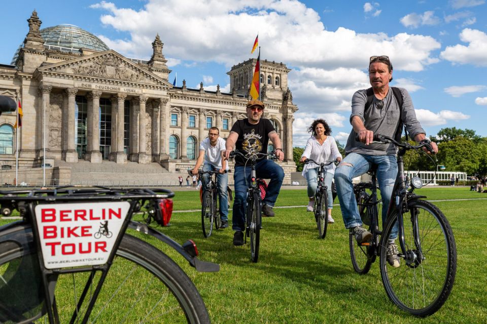 Berlin: Small Group Bike Tour Through City Center - Brandenburg Gate, Tiergarten, and the Holocaust Memorial route