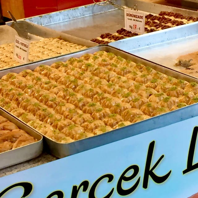 Berlin: Street Food Tour with 10 Tastings - Little Istanbul ending near U Kottbusser Tor: kebab and falafel the Berlin way