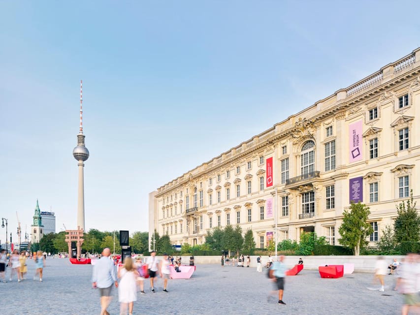 Berlin: "The Humboldt Forum for Newbies" Guided Tour - Humboldt Brothers: Why Alexander and Wilhelm Matter Here