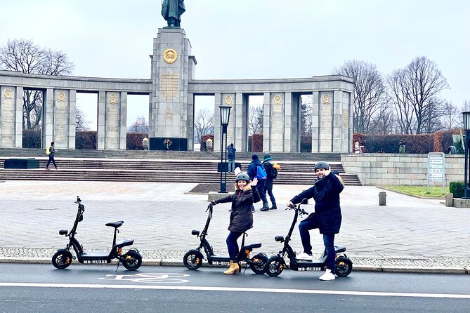 Berlin: Ultimate E-Scooter Adventure Tour - The heavier stops: Holocaust Memorial and Cold War Berlin