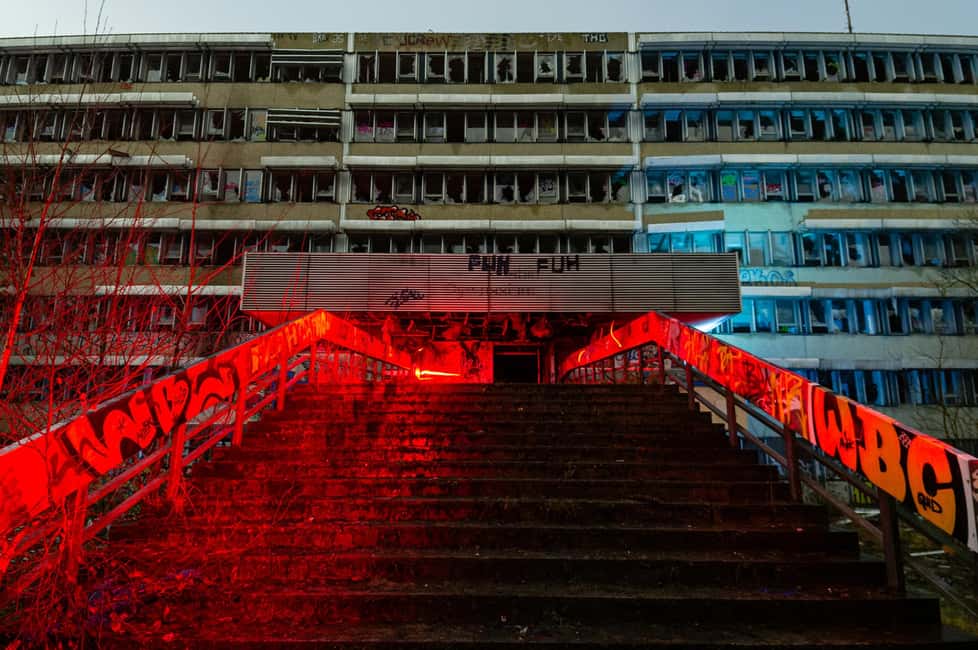 Berlin: Urbex Abandoned Places & History Tour - How the guide shapes the experience (Yoorii matters)