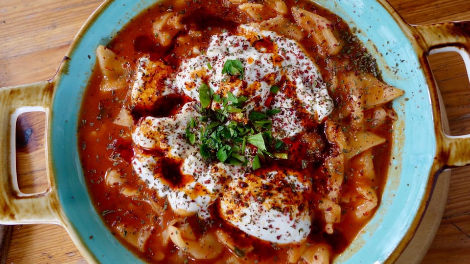 Berlin: Vegan Food & Cultural Walking Tour in Friedrichshain - Who should book this vegan food and culture tour?